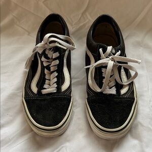 Vans Classic Black and White Low-Tops